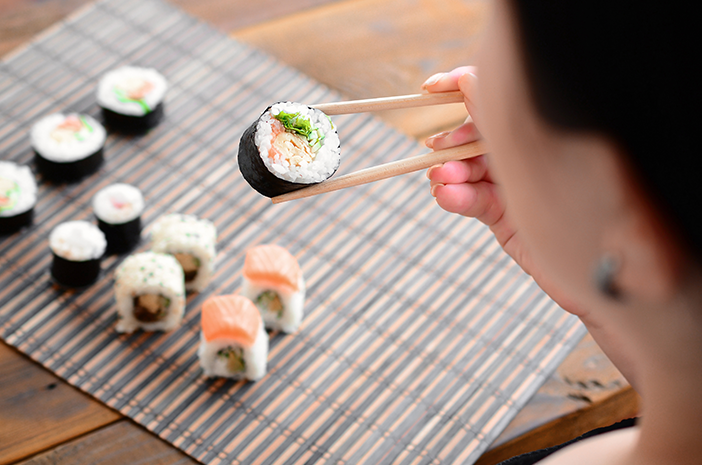 Beberapa Manfaat Jika Konsumsi Sushi Makanan Penuh Nutrisi